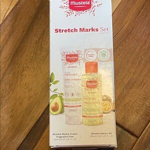 Mustela Stretch Mark Set. New In Box. Stretch Mark Oil And Stretch Mark Cream.